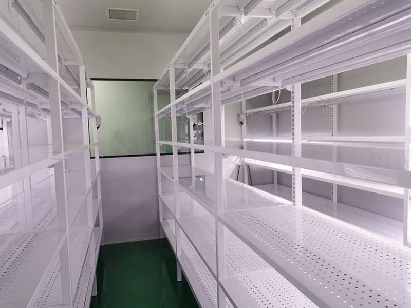 镂空层板式麻豆成人影院在线架